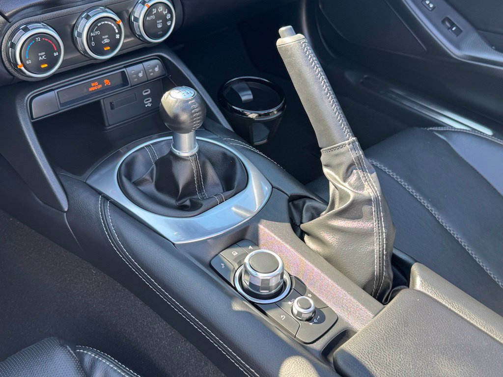 Certified 2025 MAZDA MX-5 Miata Grand Touring RWD image 15