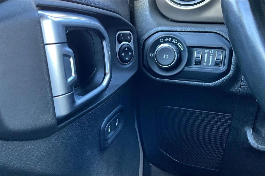 Used 2018 Jeep Wrangler Unlimited Sport S image 14