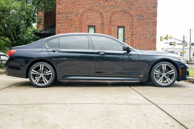 Used 2019 BMW 740i w/ Executive Package RWD image 51