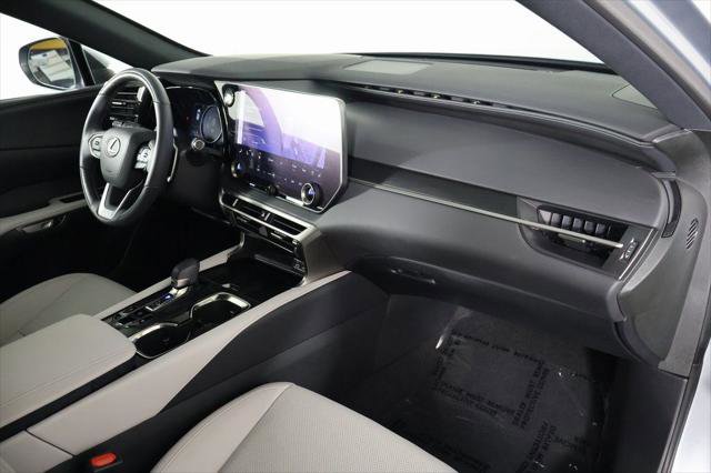 Certified 2023 Lexus RX 350h w/ Accessory Package (A2) image 9