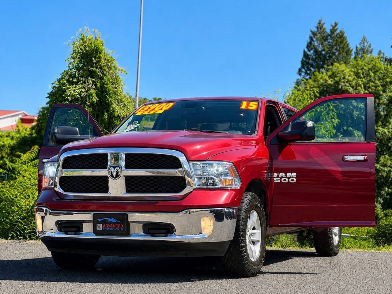 Used 2015 RAM 1500 Classic SLT w/ Luxury Group AWD/4WD image 23