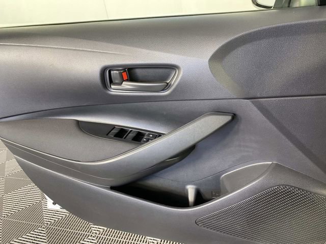 Used 2022 Toyota Corolla LE FWD image 22
