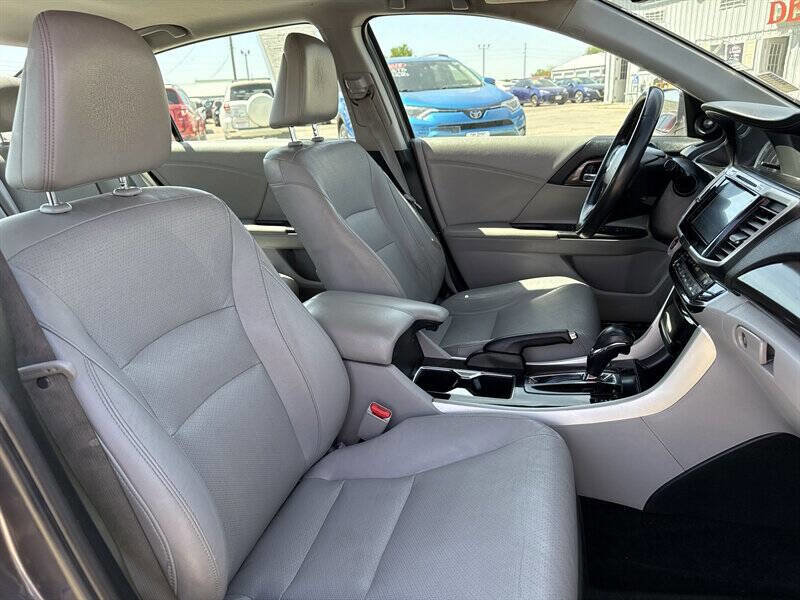 Used 2017 Honda Accord EX-L image 21