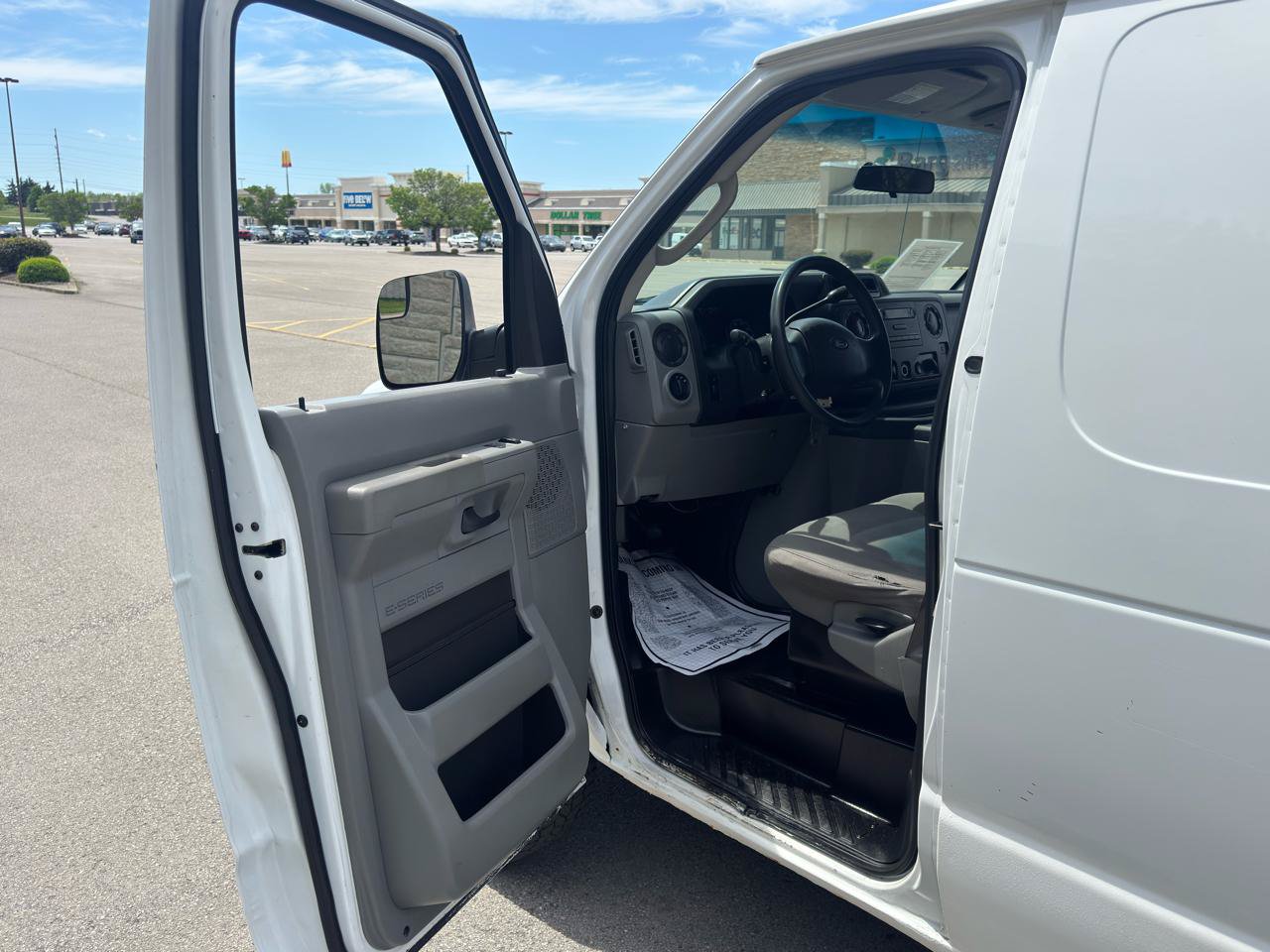 Used 2011 Ford E-250 and Econoline 250 w/ PWR Group RWD image 13