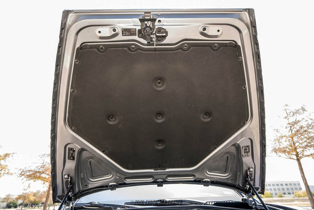 Used 2016 Rolls-Royce Wraith RWD image 18