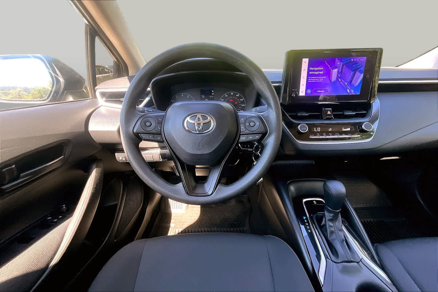 Used 2024 Toyota Corolla LE FWD image 10