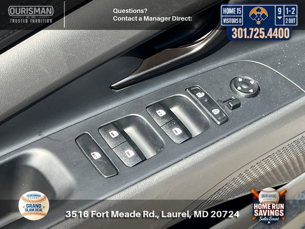 Used 2025 Hyundai Elantra Sport FWD image 8