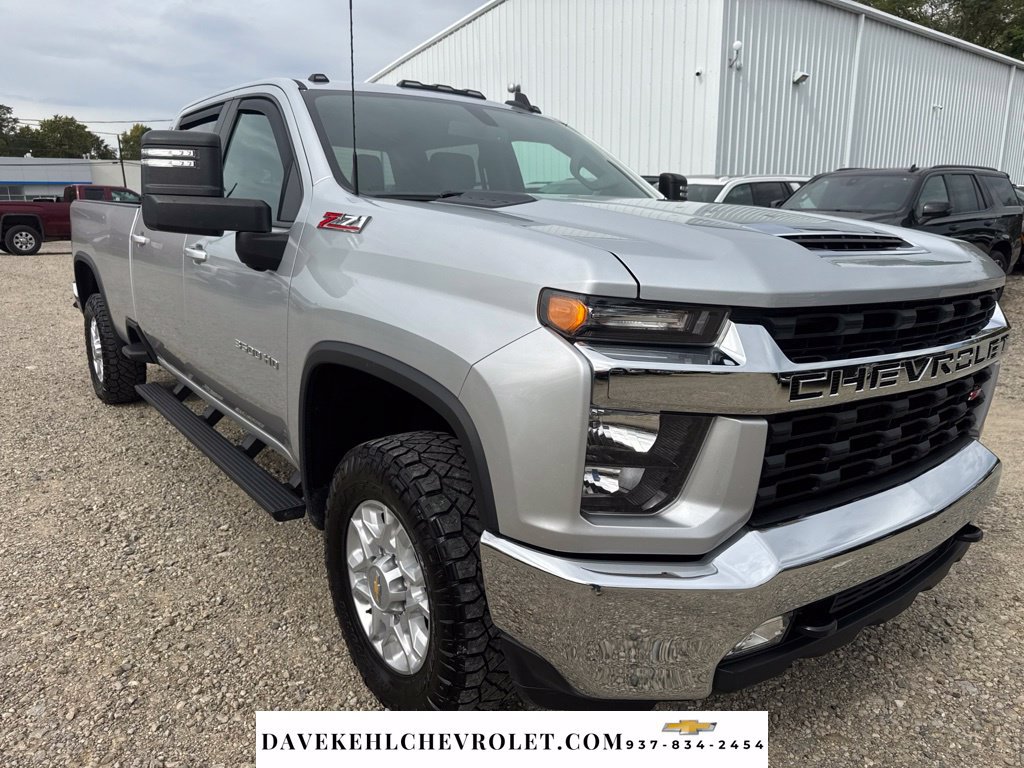 Used 2022 Chevrolet Silverado 3500 LT w/ Convenience Package AWD/4WD image 8