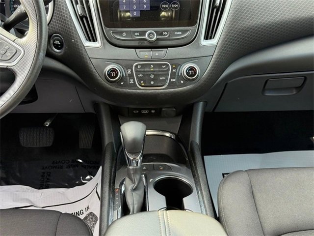 Used 2024 Chevrolet Malibu LT image 15