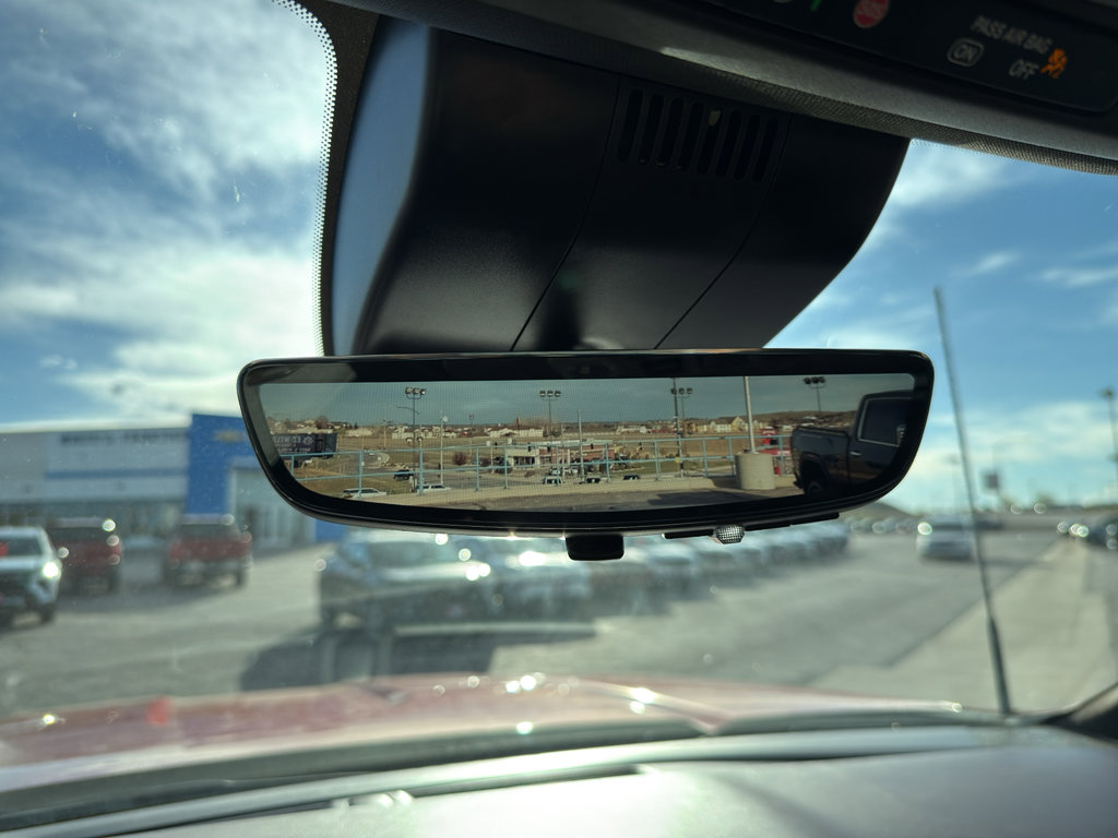 Used 2024 GMC Sierra 3500 Denali w/ Denali Reserve Package image 20