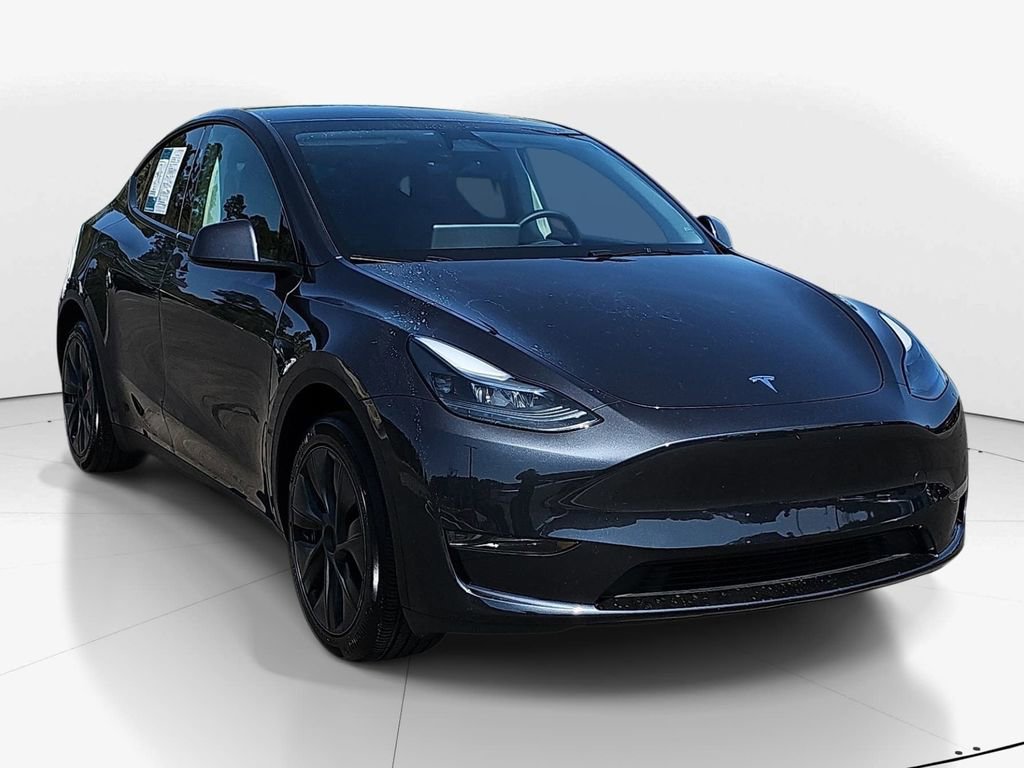 Used 2024 Tesla Model Y Long Range image 2