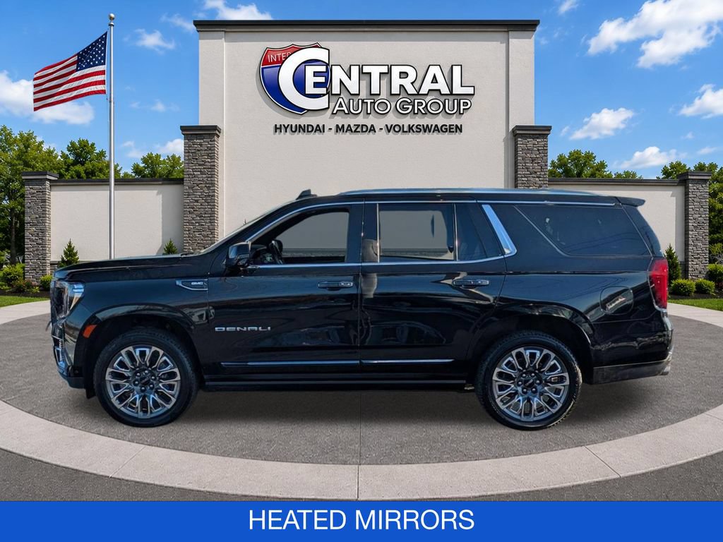 Used 2023 GMC Yukon Denali Ultimate AWD/4WD image 5