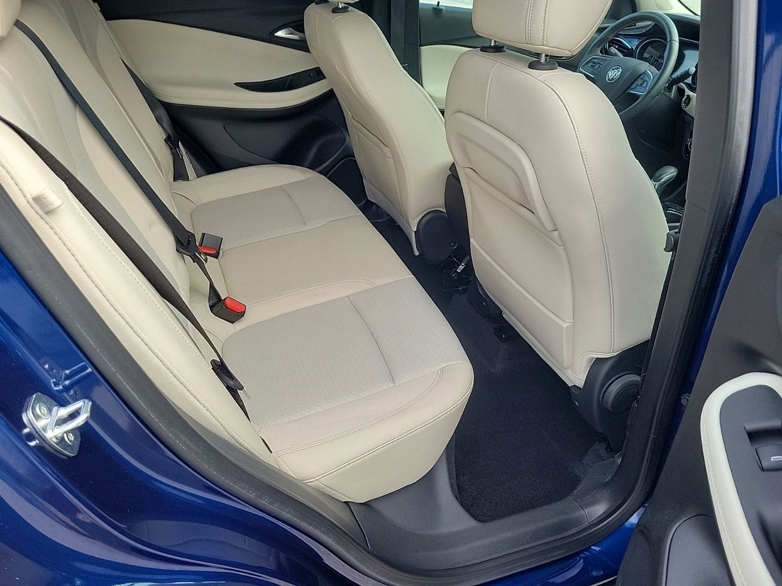 Used 2023 Buick Encore GX Preferred FWD image 12
