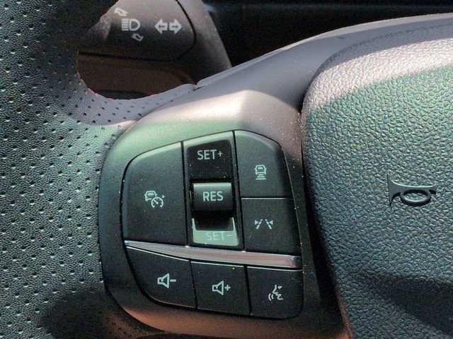 Certified 2025 Ford Escape ST-Line w/ Equipment Group 301A FWD image 23