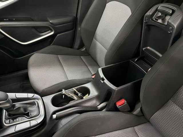 Used 2024 Kia Soul LX w/ Option Group 015 FWD image 21