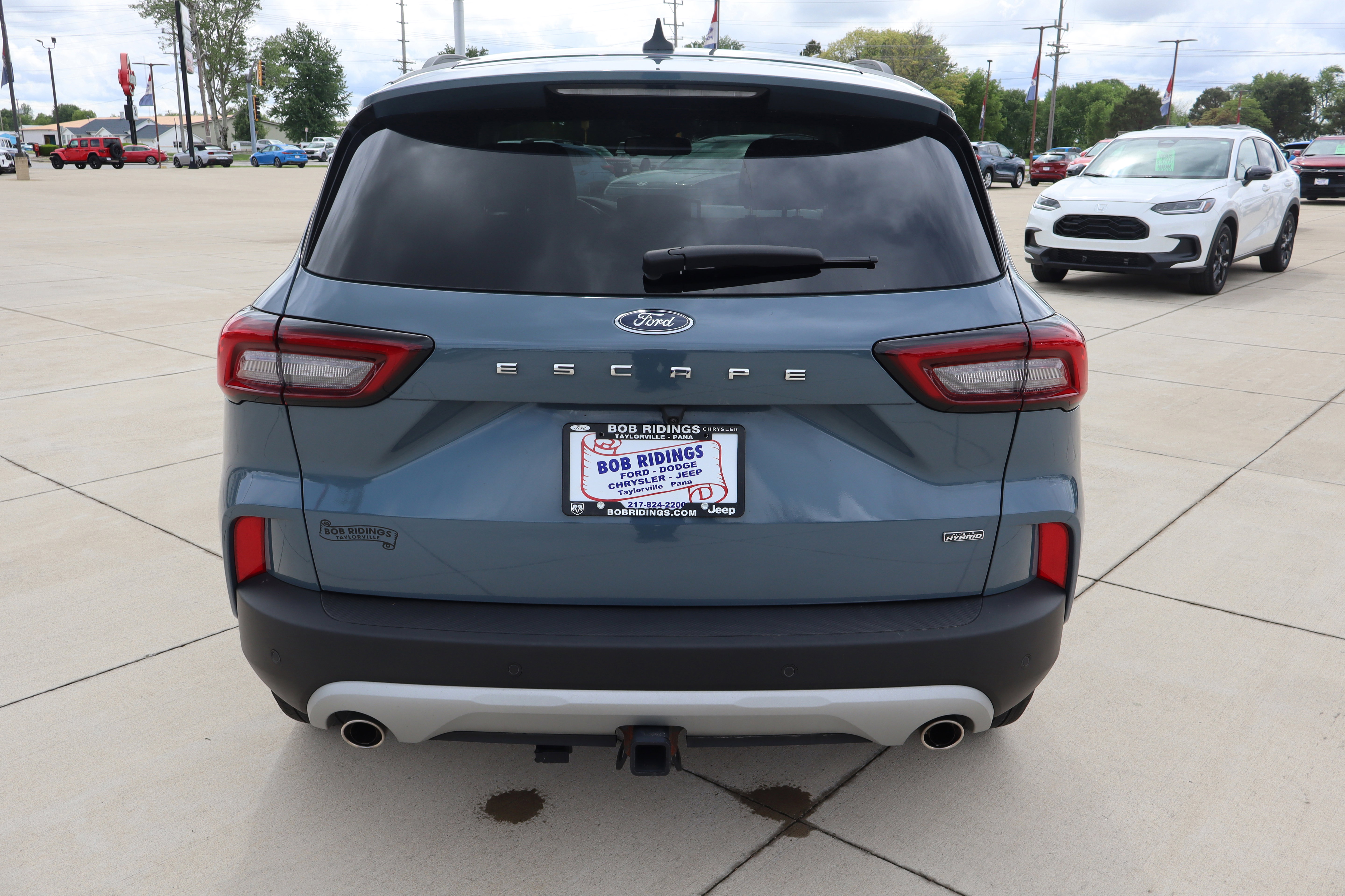 Used 2023 Ford Escape SE w/ PHEV Premium Package FWD image 6