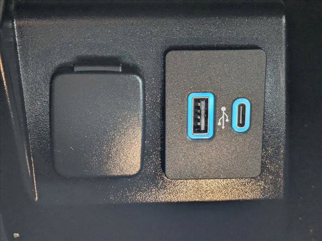 Used 2023 Ford Explorer XLT w/ Equipment Group 202A image 16