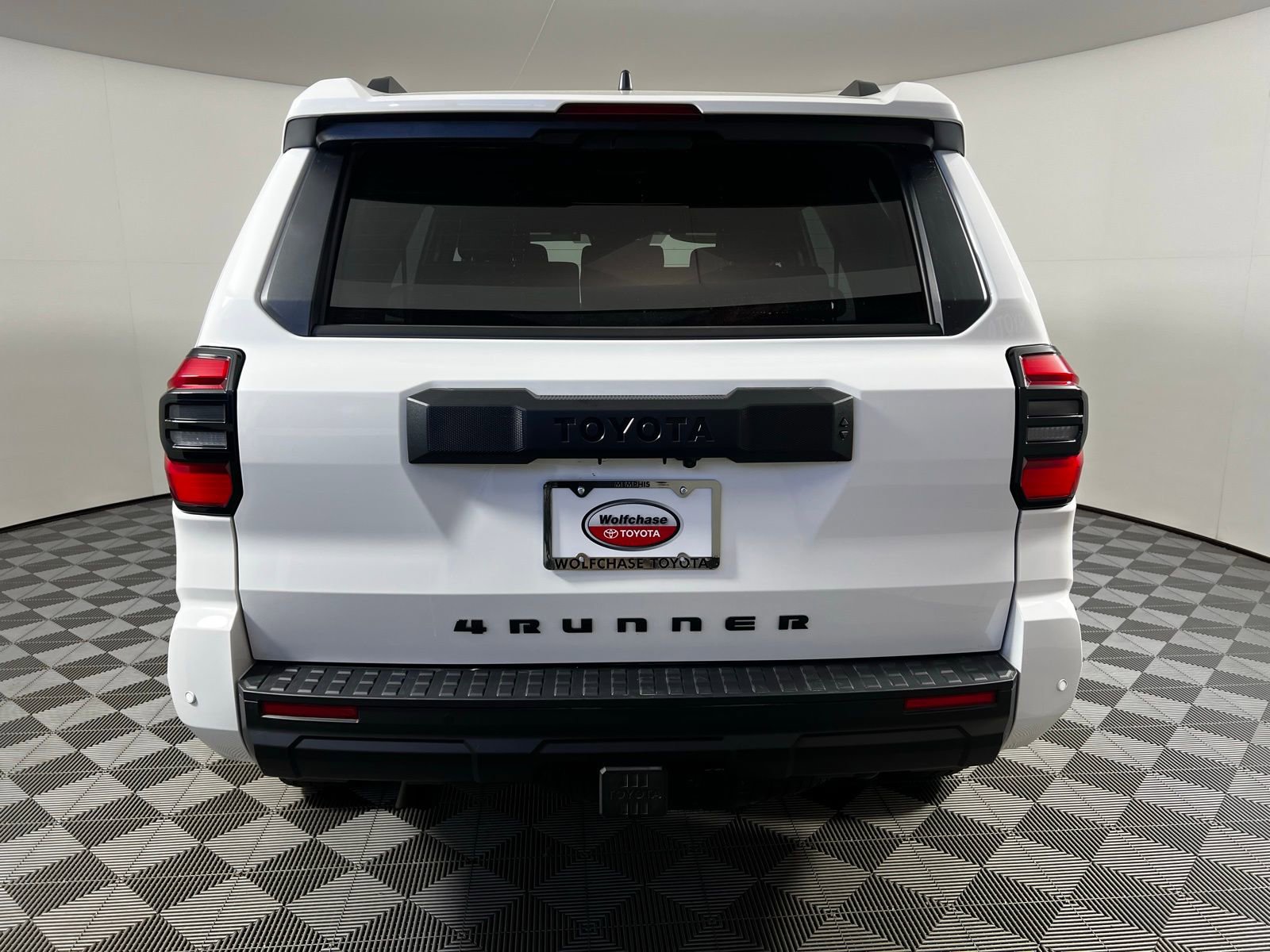 Certified 2025 Toyota 4Runner TRD Off-Road image 6