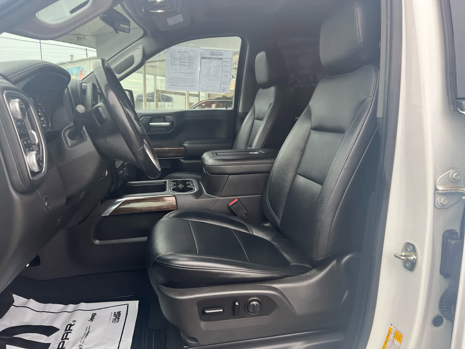 Used 2020 GMC Sierra 1500 Elevation w/ Elevation Value Package image 22