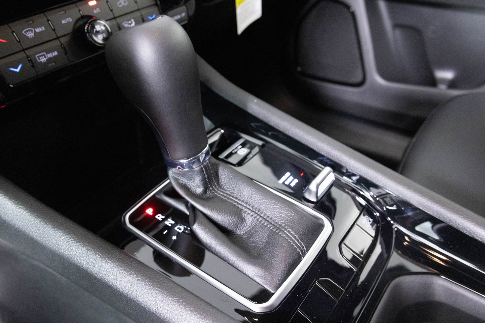 New 2026 Jeep Compass Limited image 25