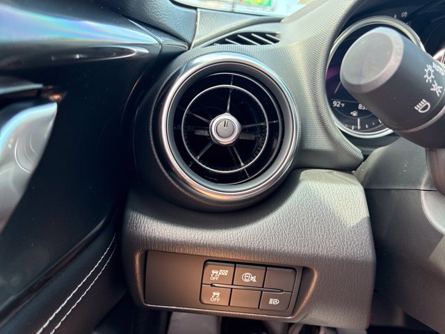 Used 2024 MAZDA MX-5 Miata Grand Touring w/ Weather Package RWD image 32