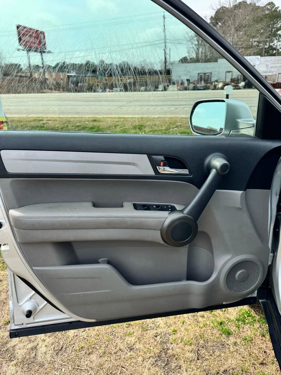 Used 2011 Honda CR-V EX-L image 8