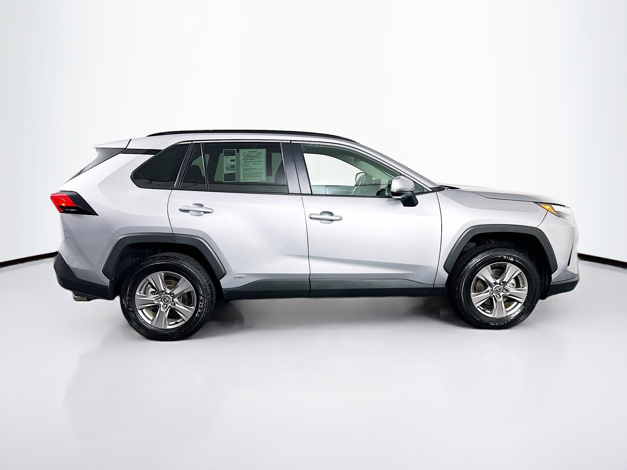 Used 2025 Toyota RAV4 XLE image 10