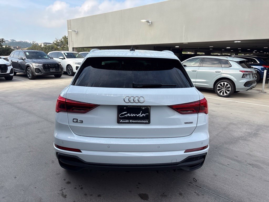 Certified 2024 Audi Q3 2.0T Premium w/ Convenience Package AWD/4WD image 7