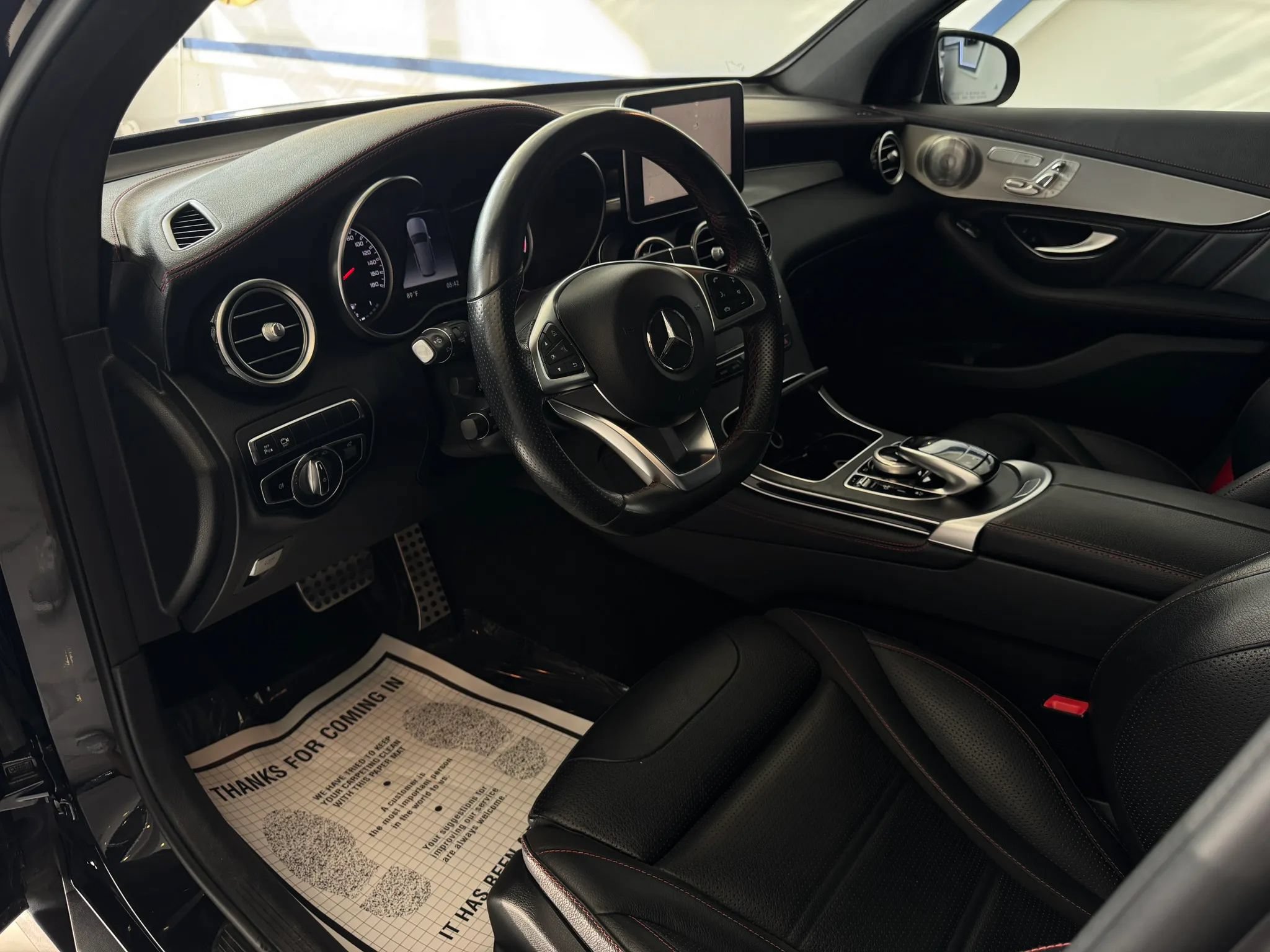 Used 2018 Mercedes-Benz GLC 43 AMG 4MATIC image 22