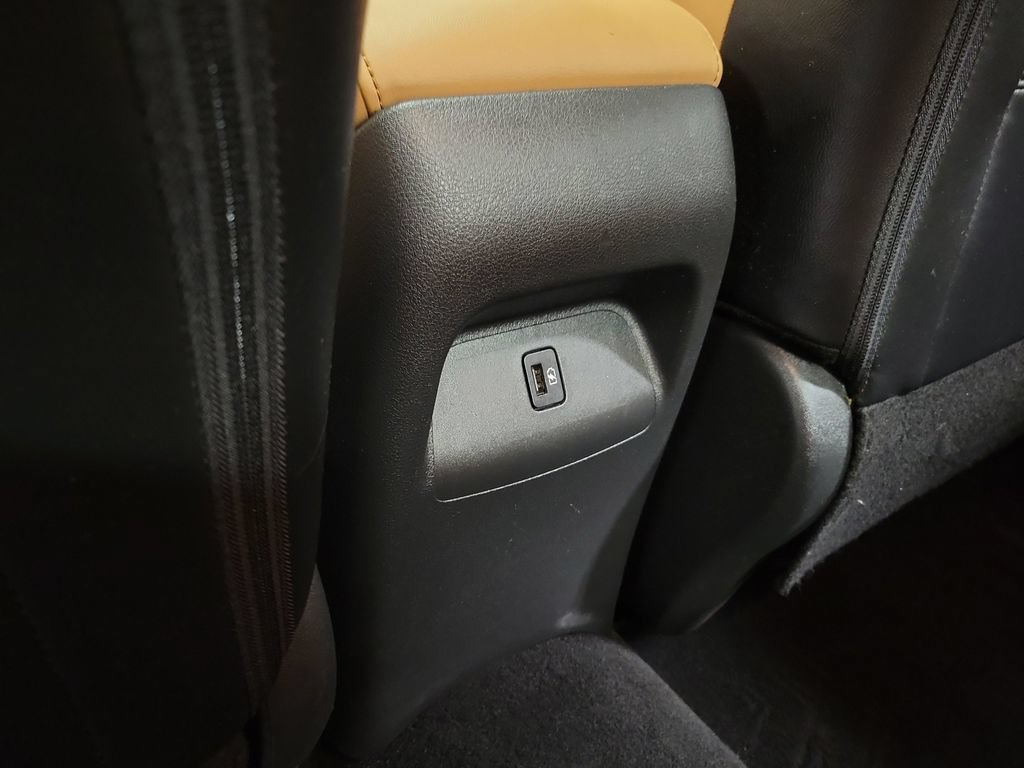 Used 2023 Nissan Sentra SV w/ SV Premium Package FWD image 32