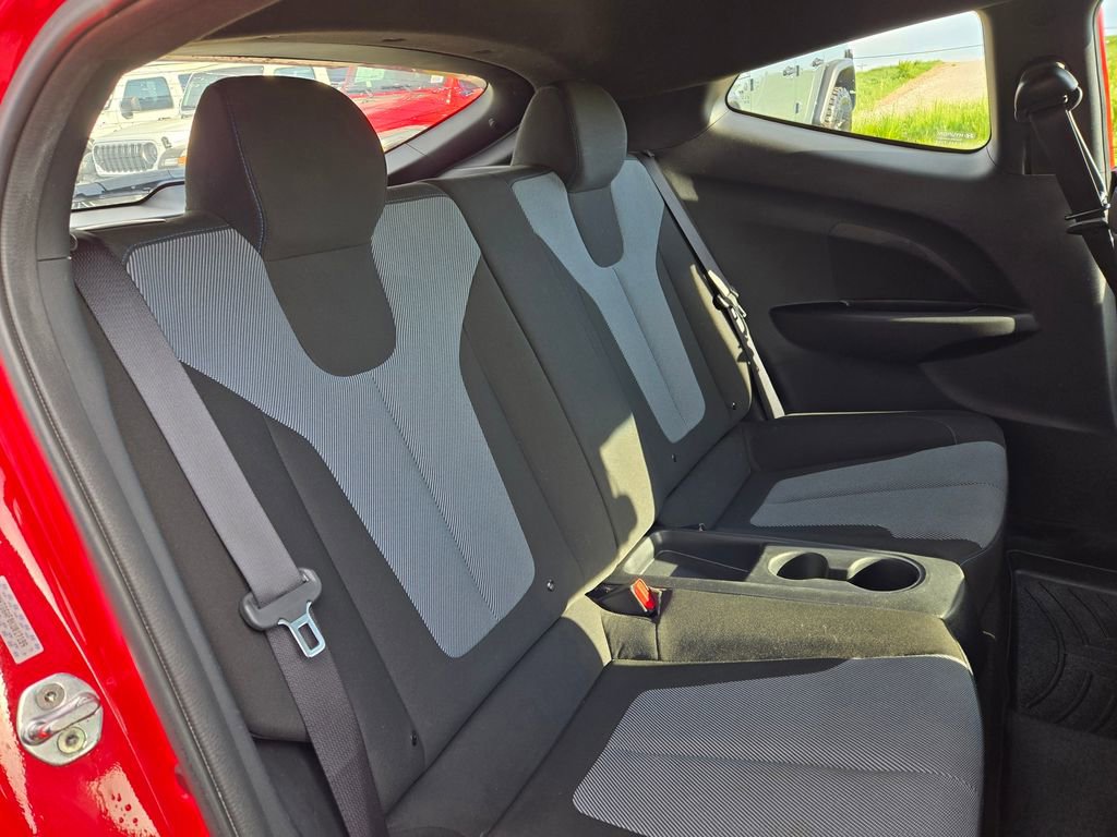 Used 2019 Hyundai Veloster 2.0 FWD image 27