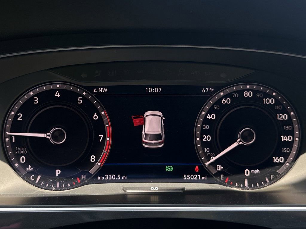 Used 2019 Volkswagen Tiguan SEL w/ 3rd Row Seat Package image 16