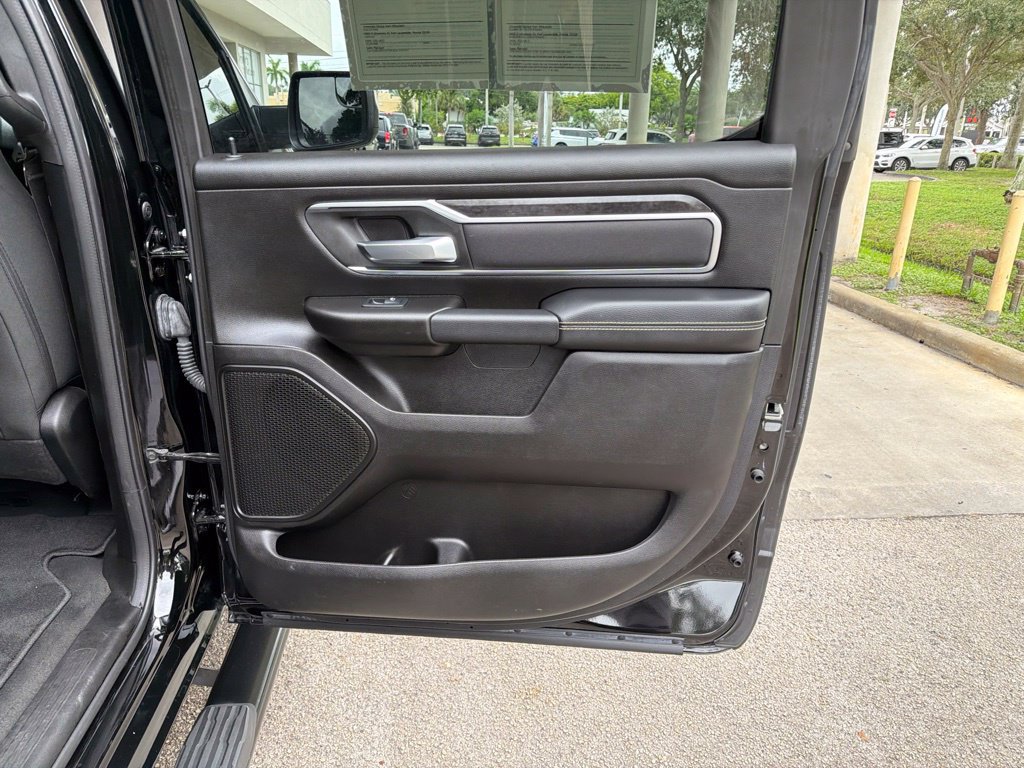 Used 2024 RAM 1500 Big Horn RWD image 31