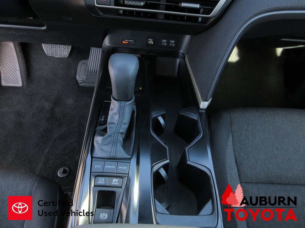 Certified 2025 Toyota Camry LE image 15