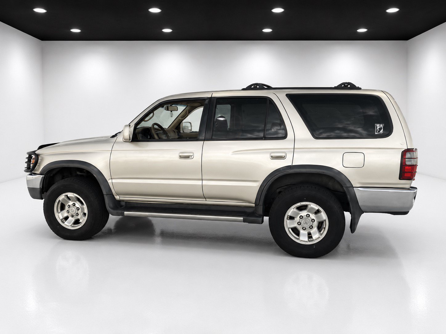 Used 1996 Toyota 4Runner SR5 AWD/4WD image 2