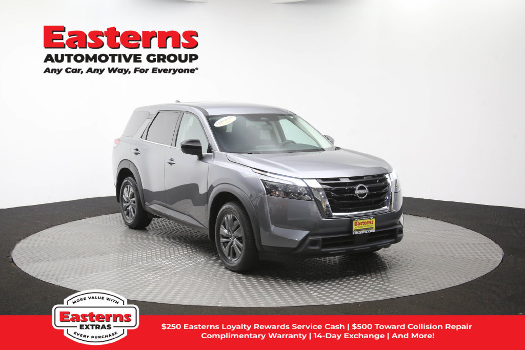 Used 2024 Nissan Pathfinder S AWD/4WD image 54
