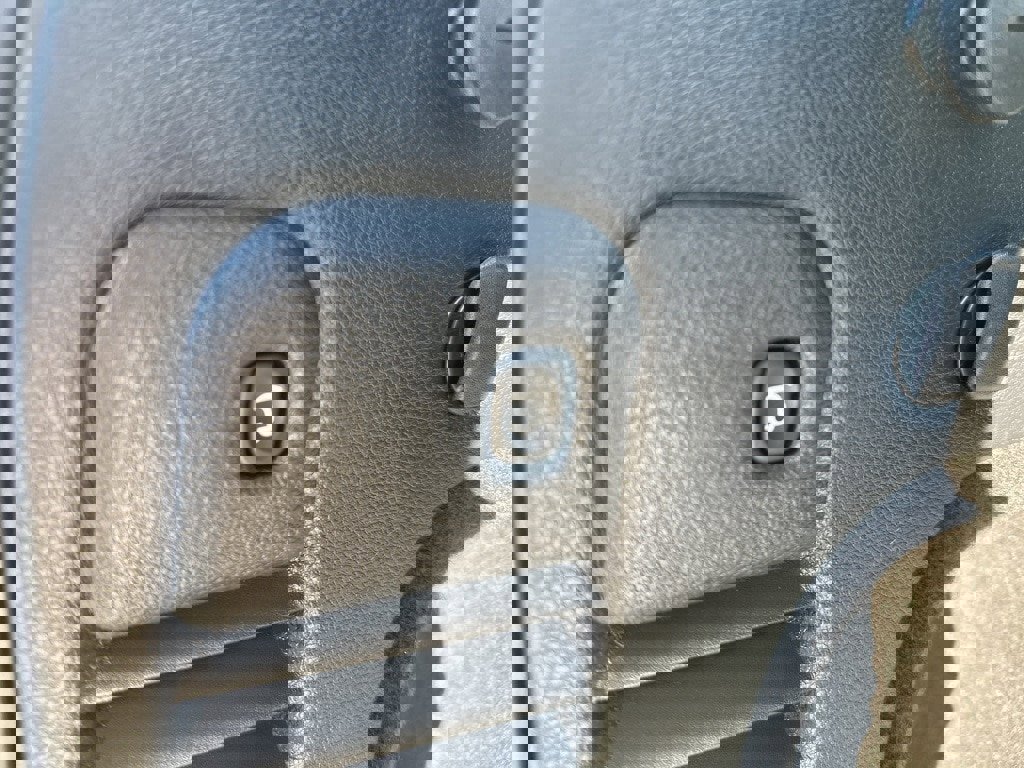 Used 2019 Jeep Grand Cherokee Altitude image 10