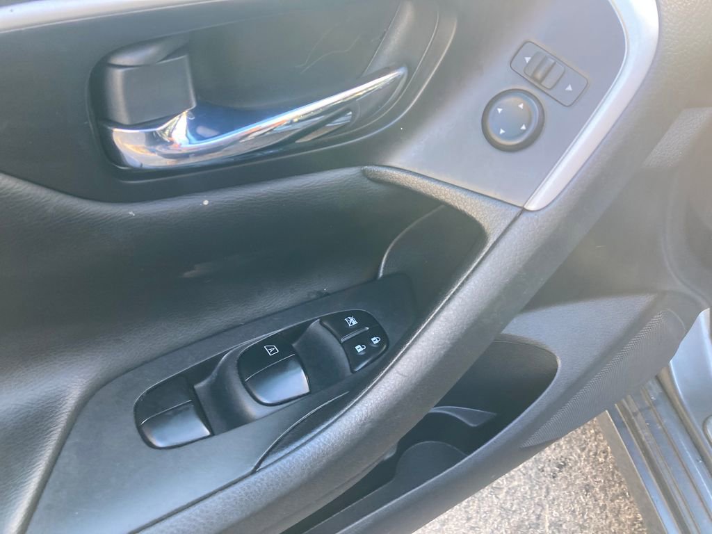 Used 2017 Nissan Altima 2.5 SR image 14