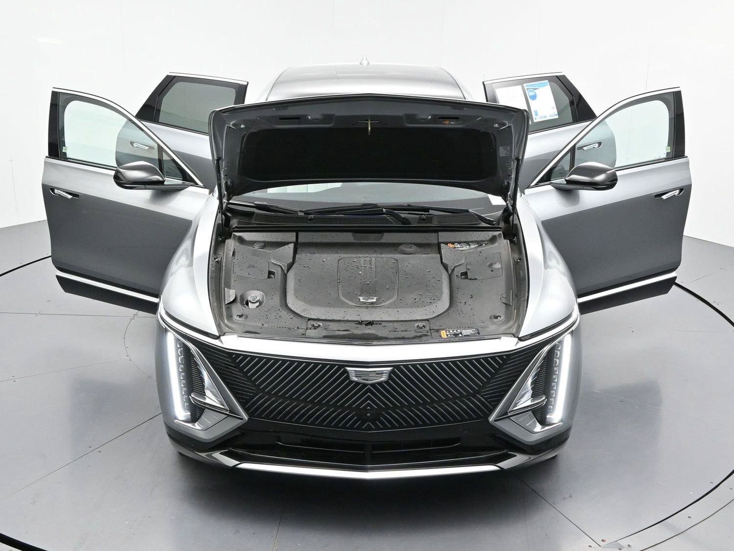 Used 2024 Cadillac Lyriq Luxury AWD/4WD image 39