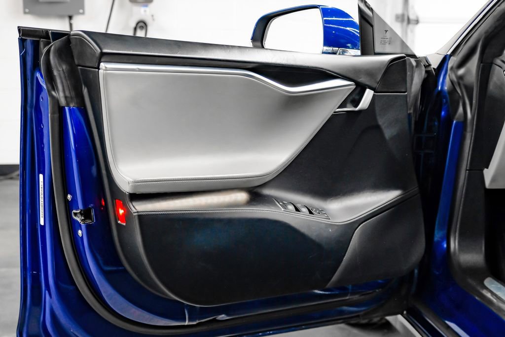 Used 2016 Tesla Model S 70 image 46