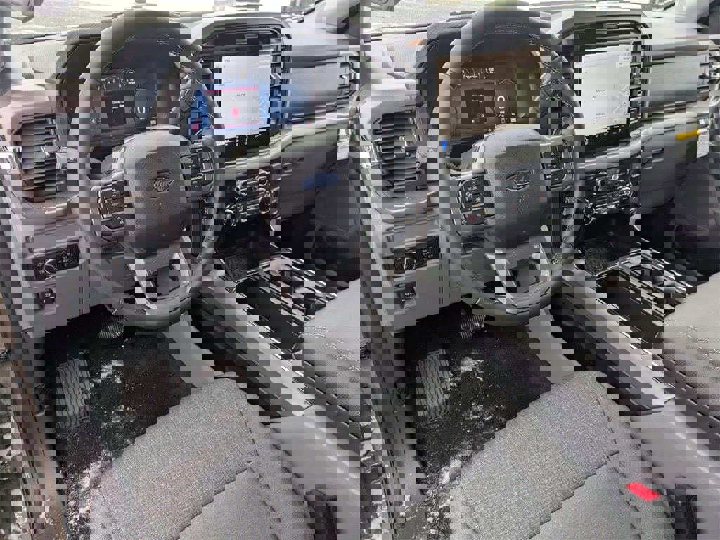 New 2025 Ford F150 XLT w/ Equipment Group 302A MID image 10