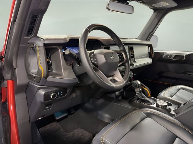 Used 2024 Ford Bronco Badlands image 10