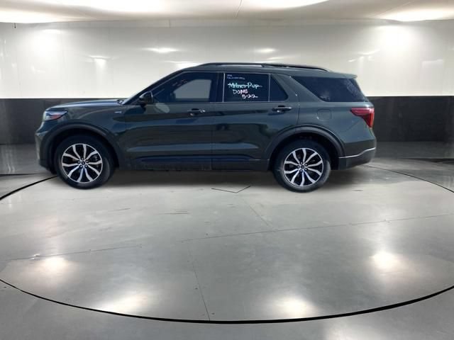 Used 2023 Ford Explorer ST-Line AWD/4WD image 46