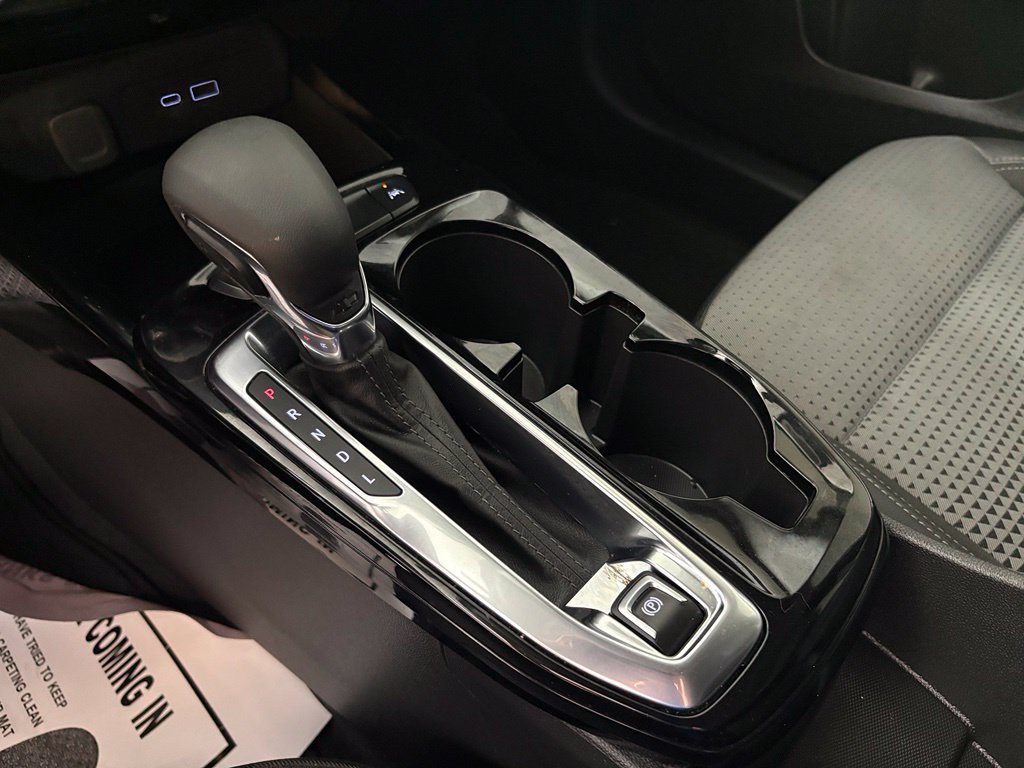 Used 2024 Chevrolet Trax LT FWD image 33