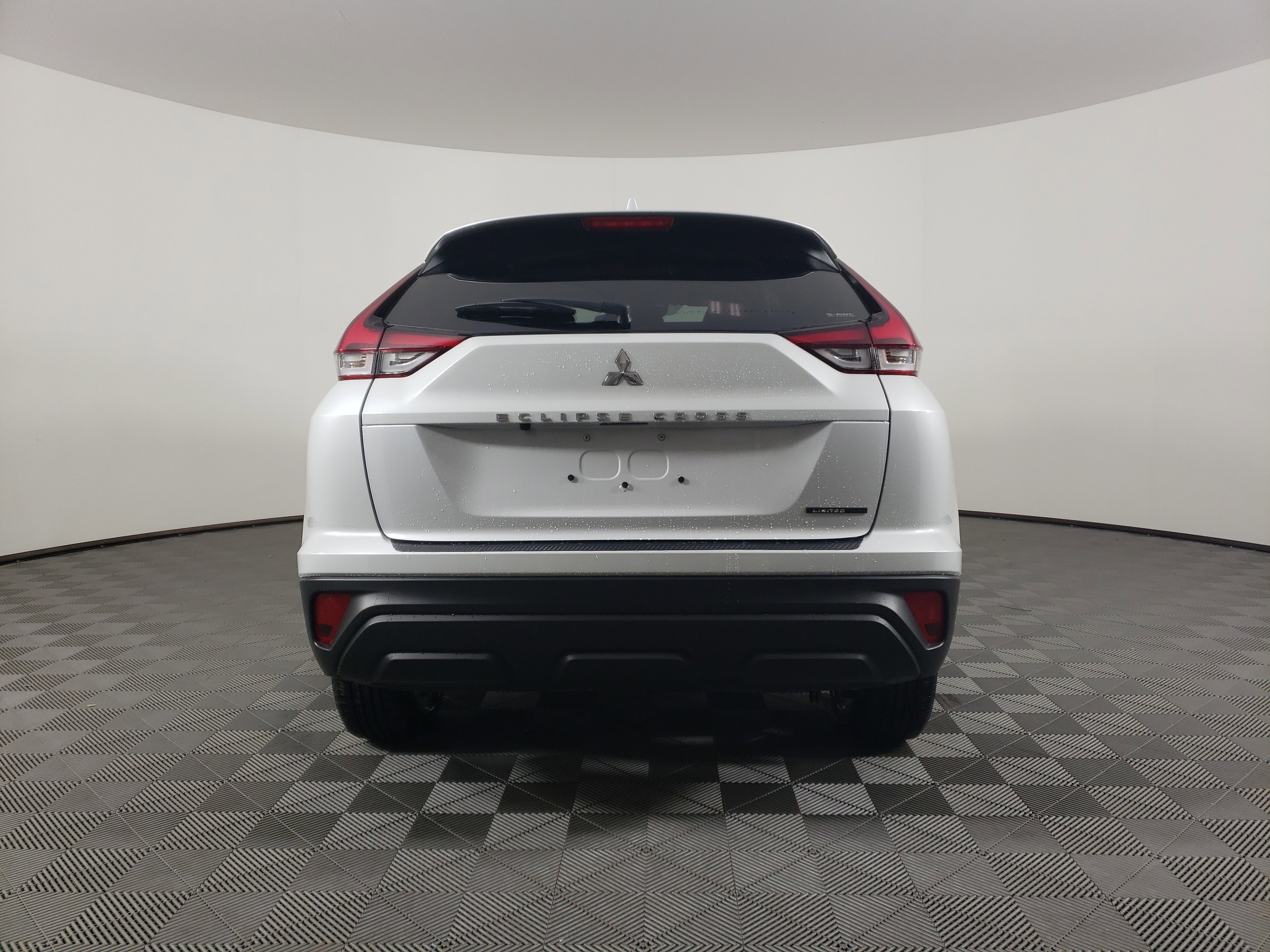 New 2026 Mitsubishi Eclipse Cross LE image 4