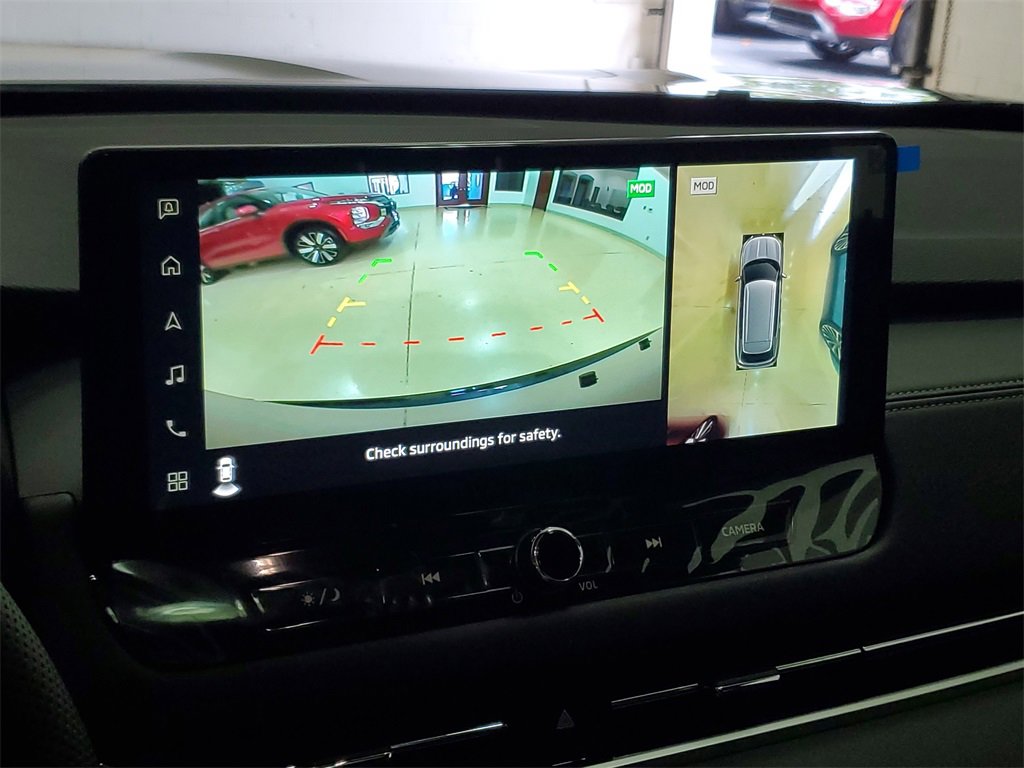 New 2025 Mitsubishi Outlander SE image 29