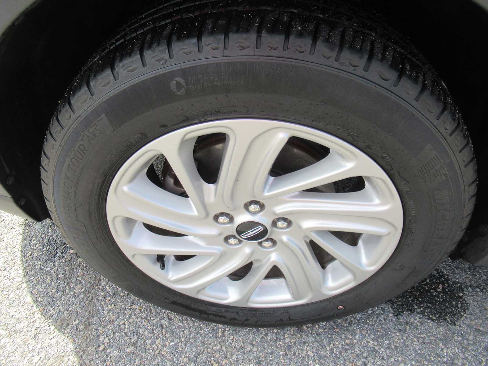 Used 2022 Lincoln Corsair FWD image 11