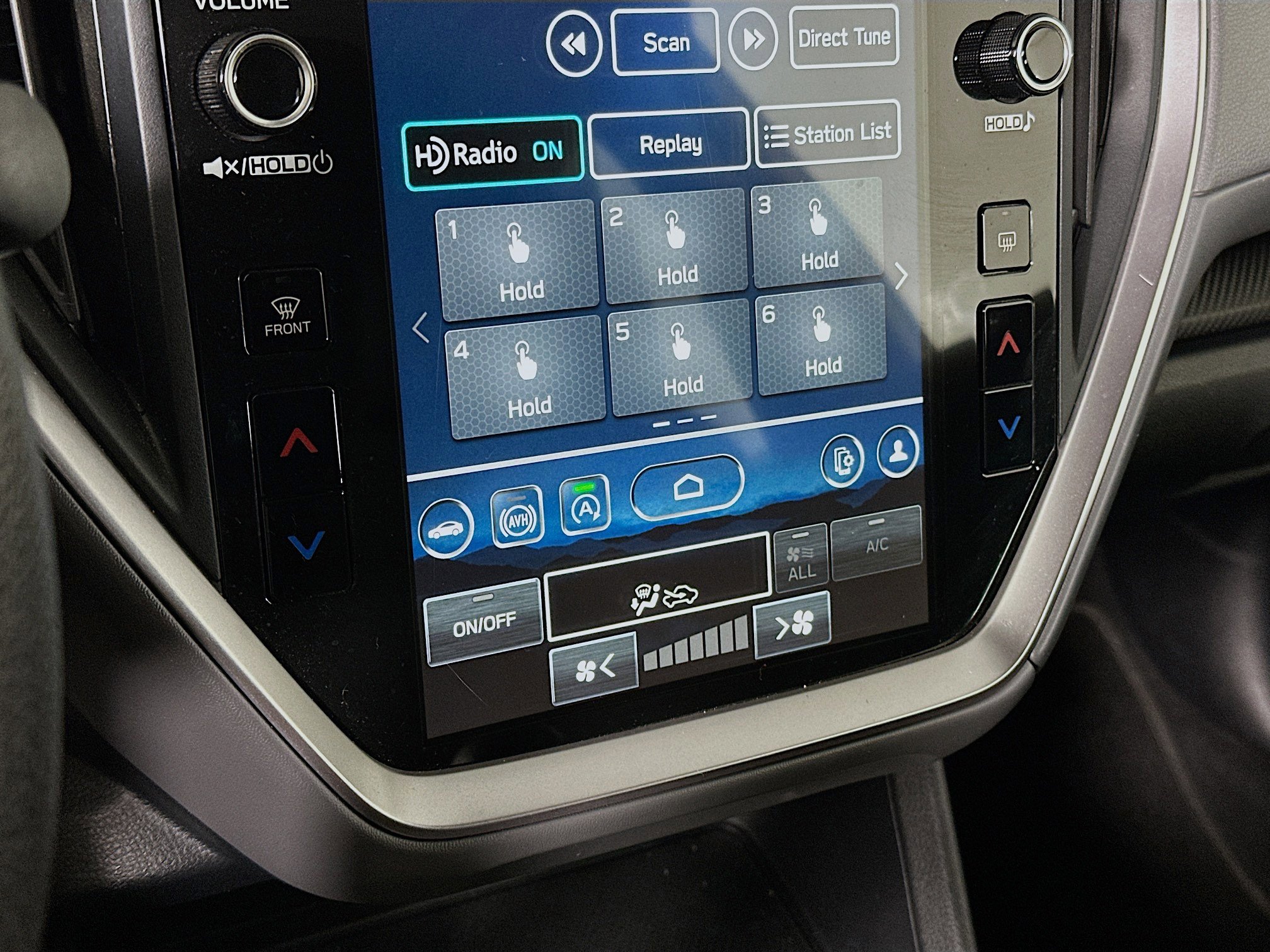 Used 2025 Subaru Crosstrek 2.0i Premium image 22