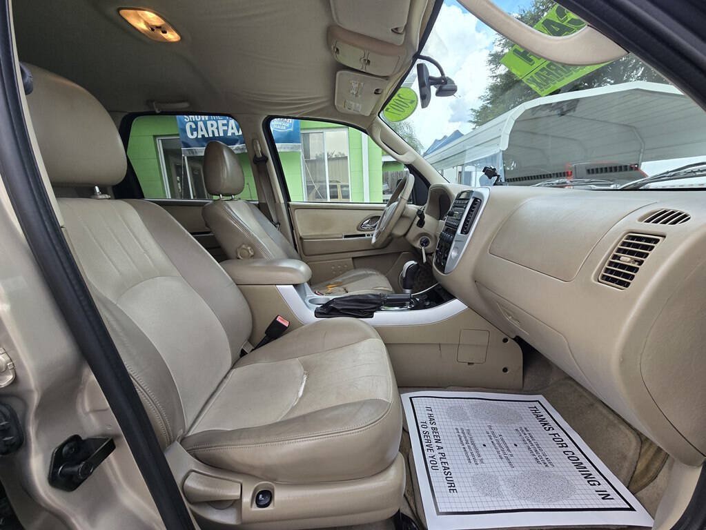 Used 2007 Mercury Mariner Luxury FWD image 13