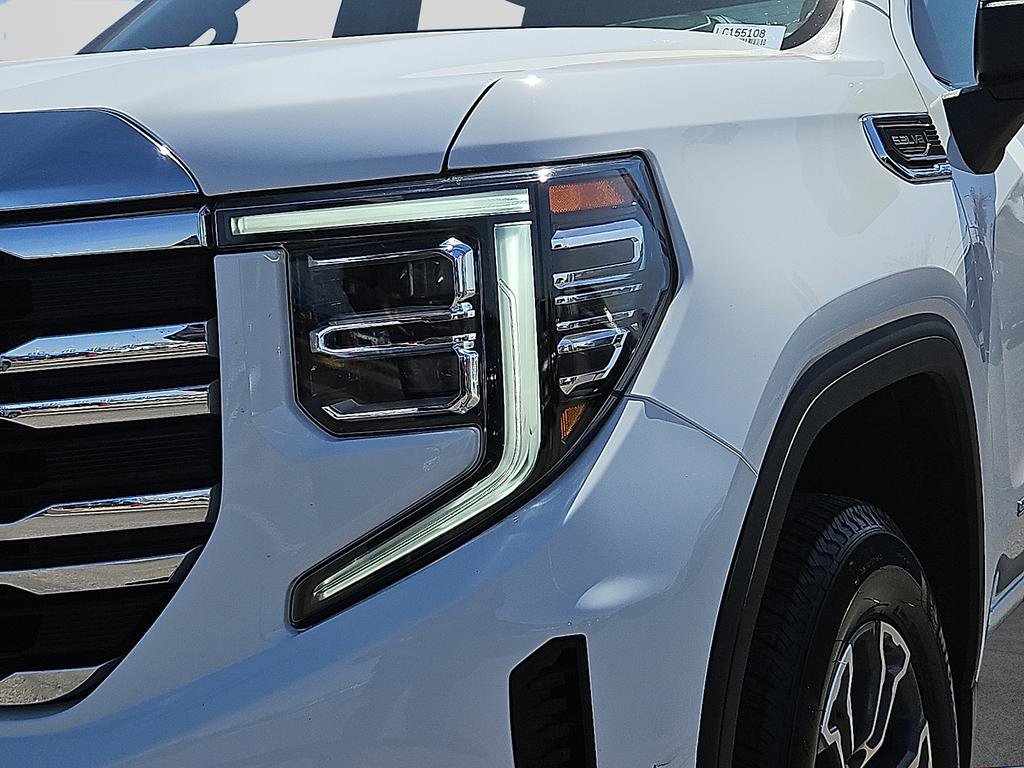Used 2025 GMC Sierra 1500 SLT image 8